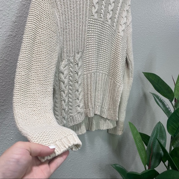 Abercrombie & Fitch cream cable knit sweater - Picture 5 of 8
